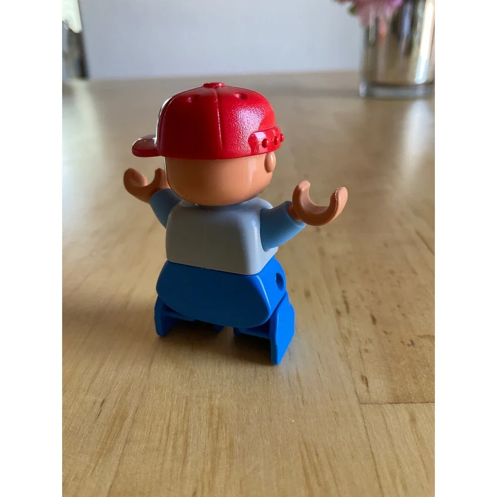LEGO Duplo Boy Figure Red Baseball Cap Number 8 Jersey Blue Pants Freckles